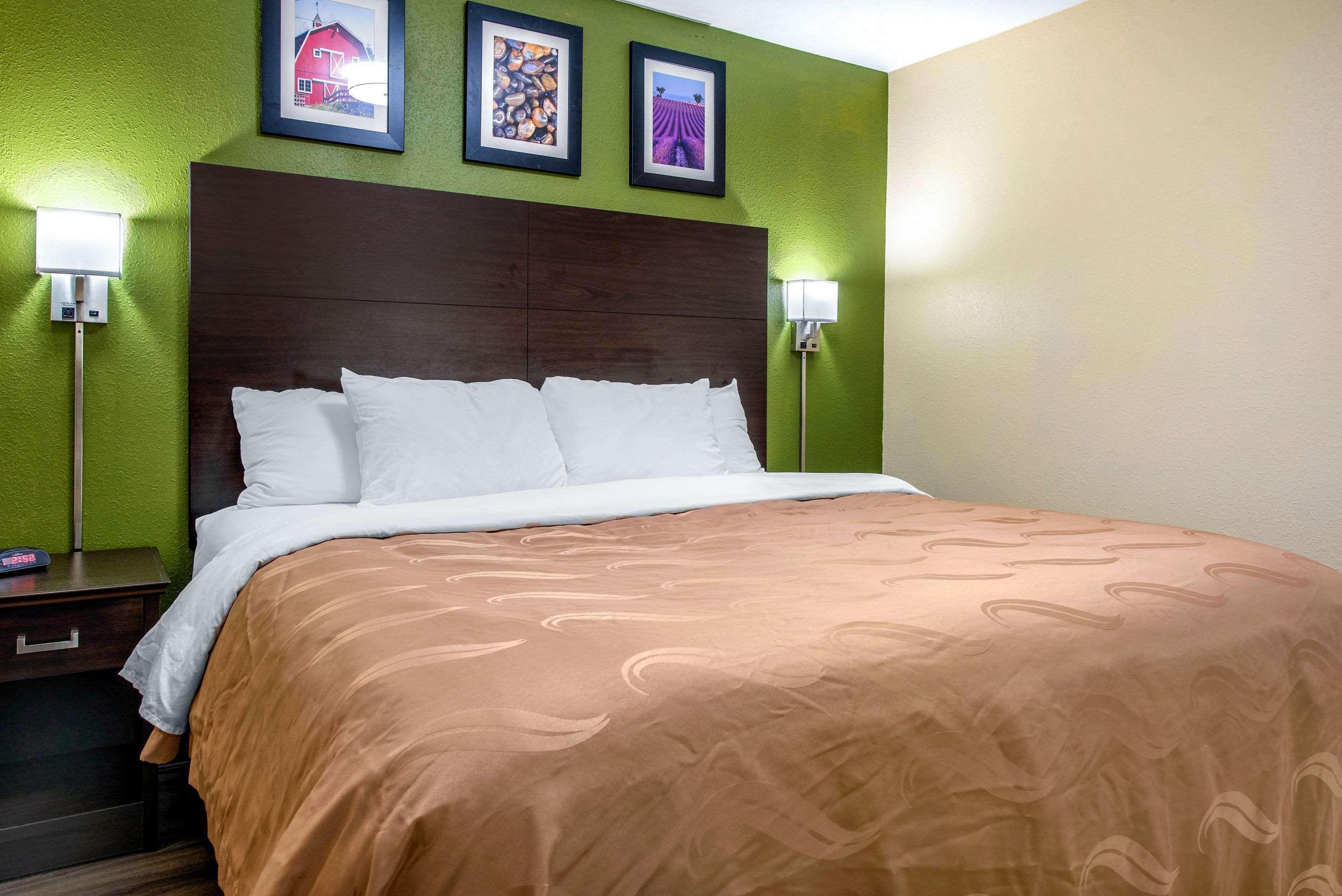 Quality Inn & Suites Brandenburg - Fort Knox Exterior photo