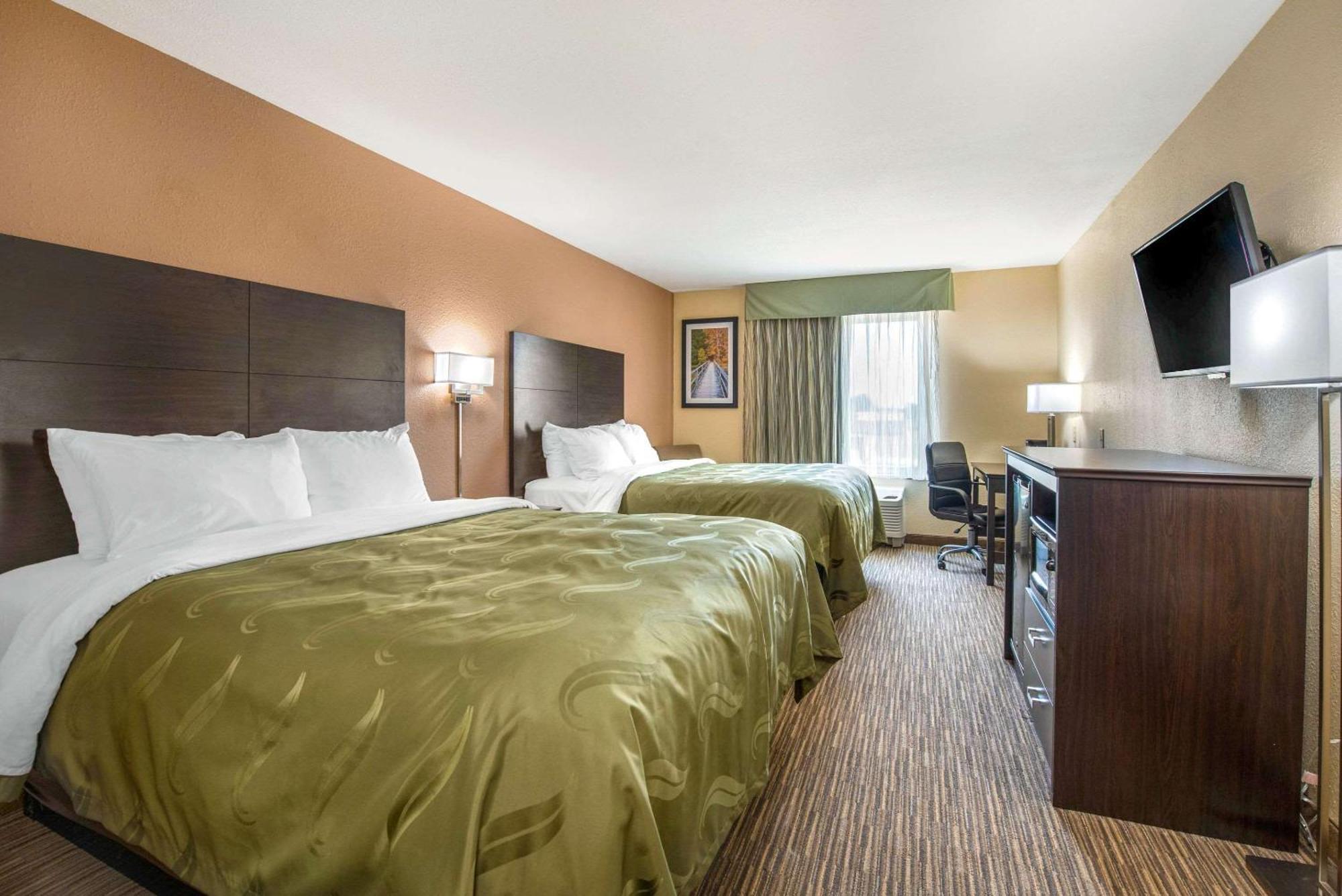 Quality Inn & Suites Brandenburg - Fort Knox Exterior photo