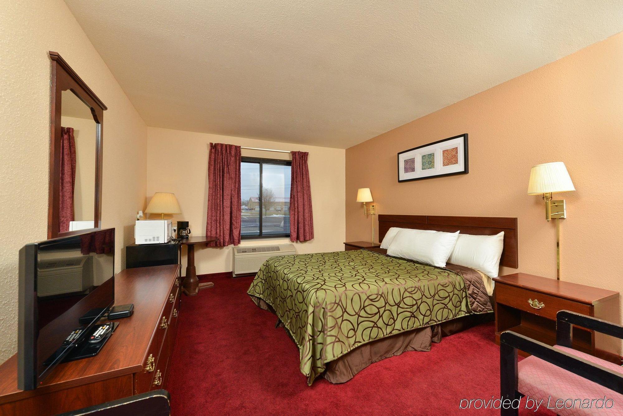 Quality Inn & Suites Brandenburg - Fort Knox Exterior photo