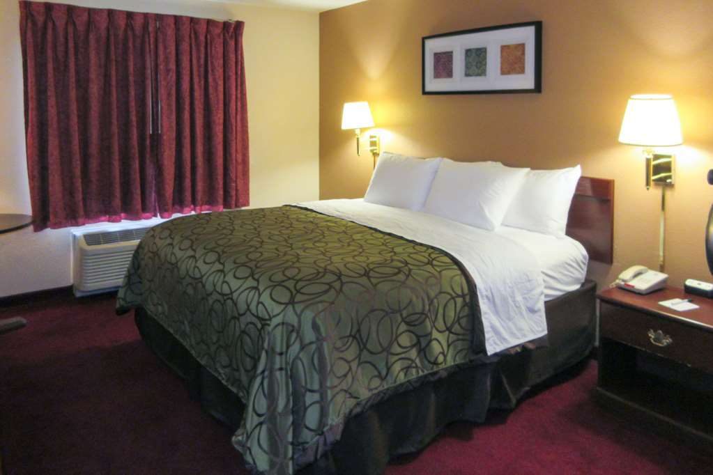 Quality Inn & Suites Brandenburg - Fort Knox Room photo